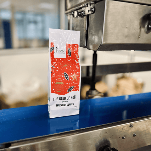 Conditionnement thé (bleu) oolong de Noël saveur marrons glacés - Thés de Noël Les Jardins de l'Hermitage